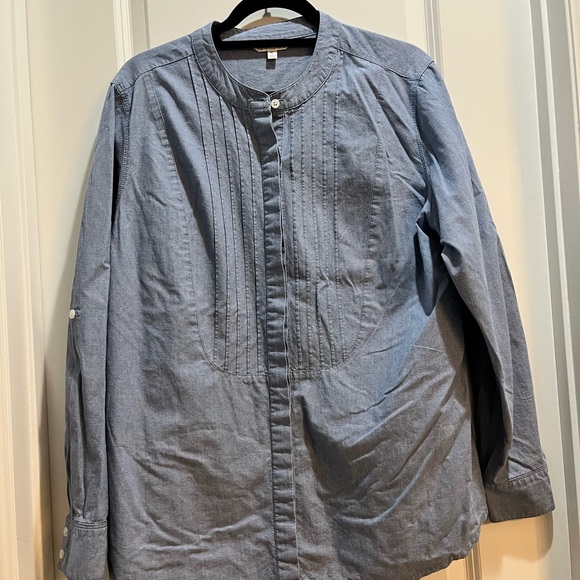 Travel Smith Blue Chambray Long Sleeve Button Up Collar roll up sleeves top XL - Picture 5 of 6